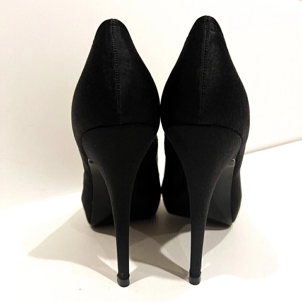 New Steve Madden Feelixx Black Satin Peep Toe Heel size 8